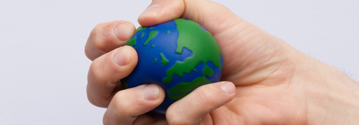 Earth_globe_stress_ball